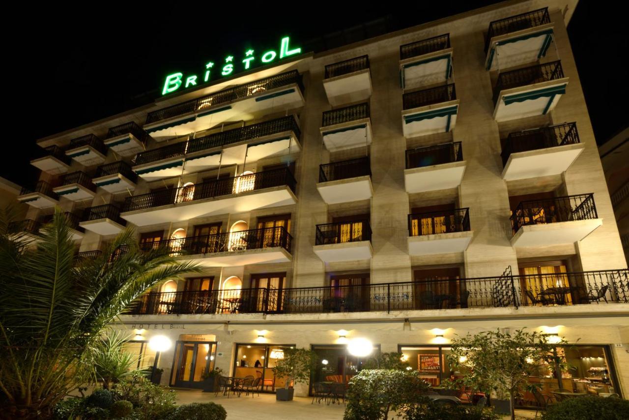 Hotel Bristol Alassio Luaran gambar